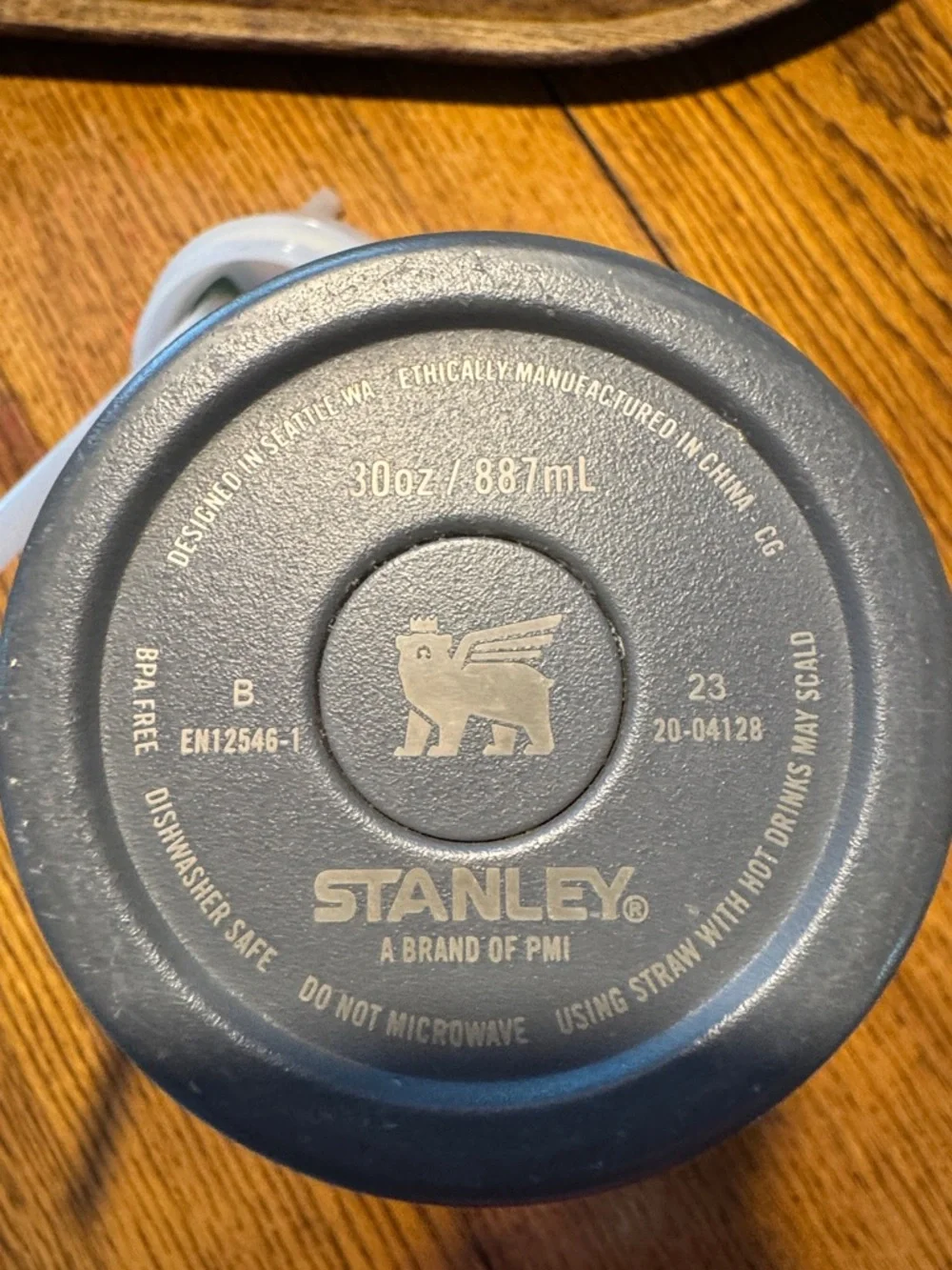 Stanley THE QUENCHER H2.0 FLOWSTATE™ TUMBLER | 30 OZ - Charcoal! - Picture 6 of 6